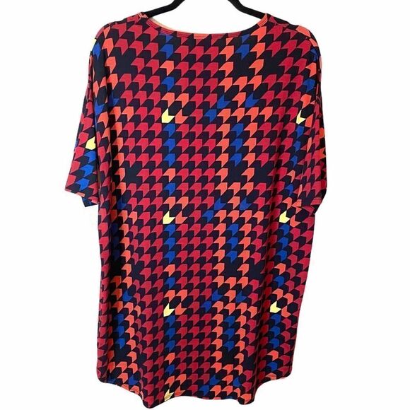 NWT Loose-Fitting LuLaRoe Irma Tunic, Size XS - Picture 4 of 6